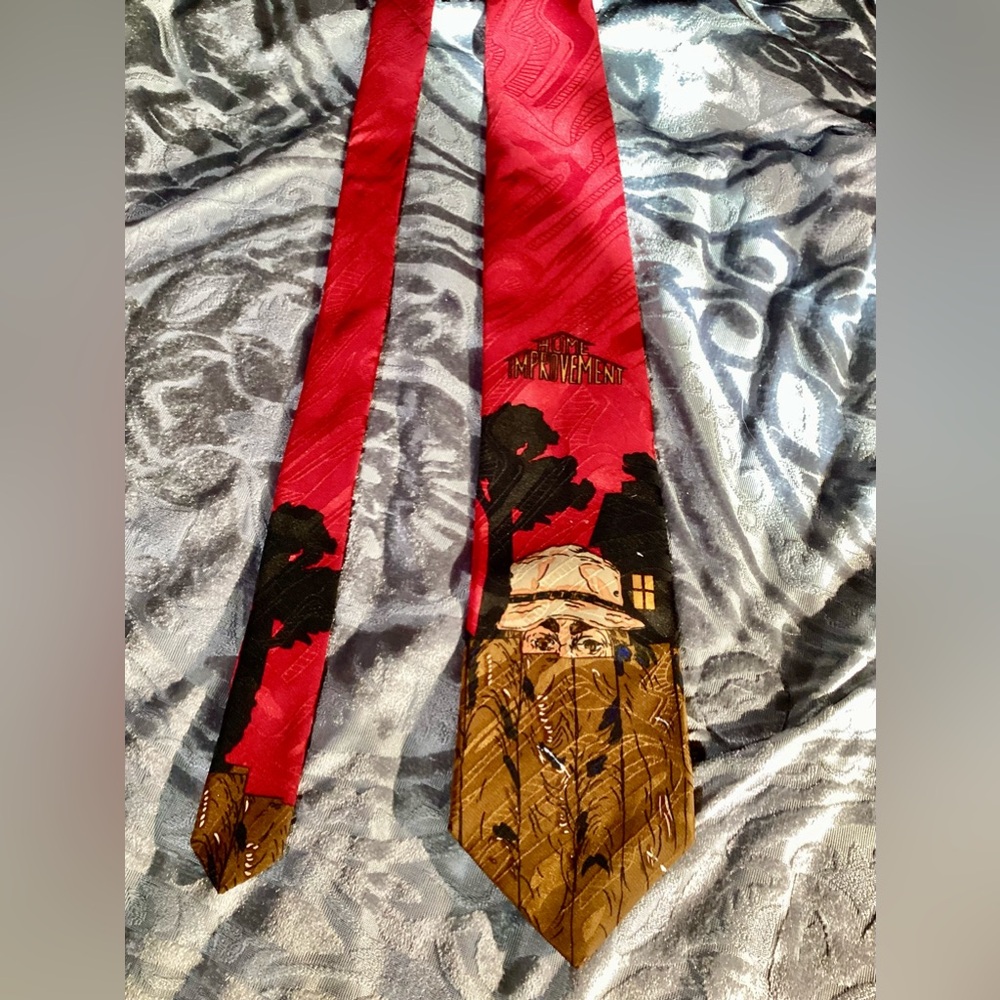 Vintage Home Improvement Wilson Tie